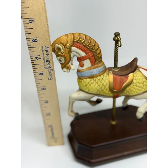 VTG Porcelain Carousel Horse Music Box 8" Taiwan Wood Base Plays Carousel Waltz - Picture 2 of 7